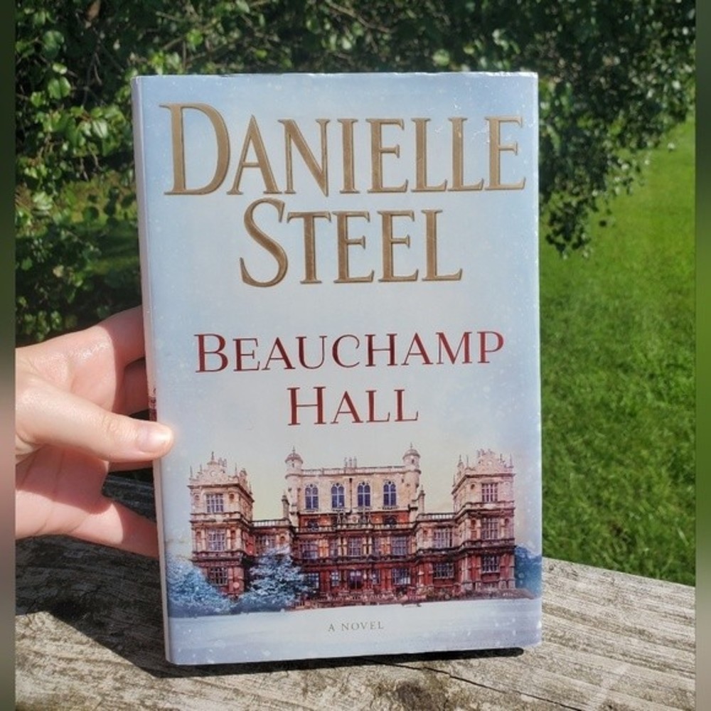 Danielle Steel Hardback Book Bundle - Picture 8 of 13